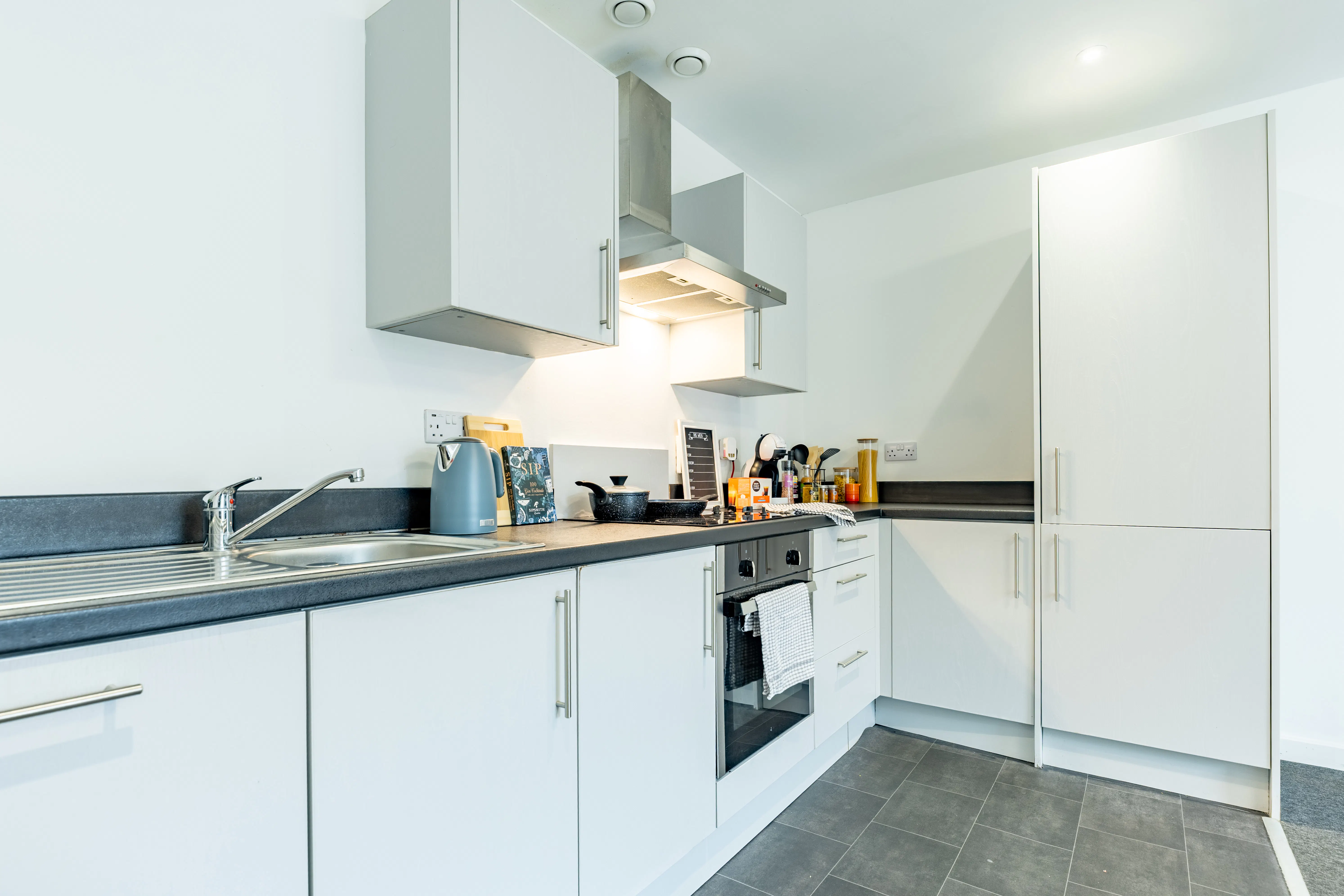 2 Bedroom Apartment
