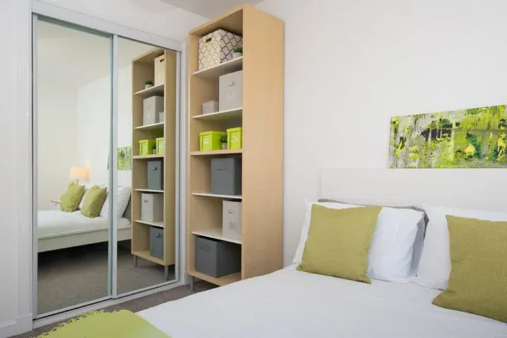 2 Bed Flat With Study