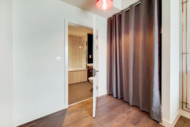 1 Bedroom Apartment room image 3