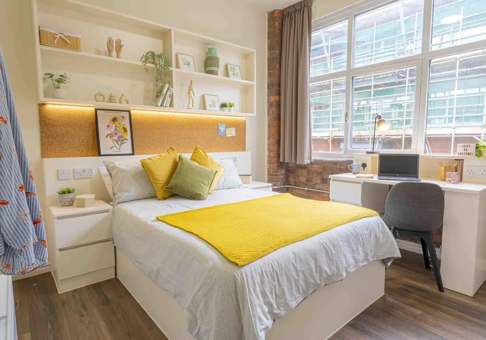 Platinum Two Bed Apartment ROOM 2