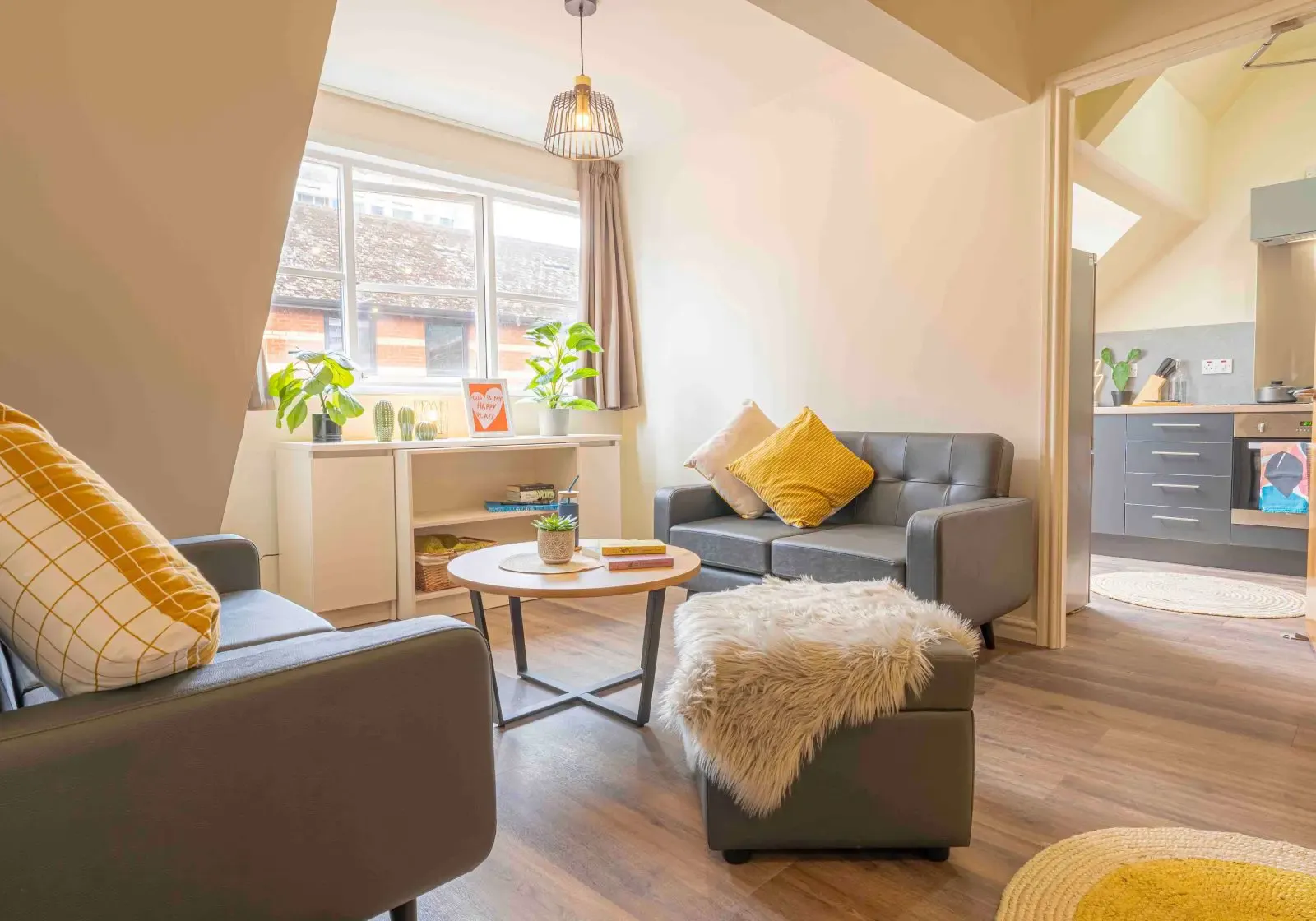 Platinum Two Bed Apartment ROOM 4