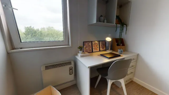 Platinum En Suite room image 2