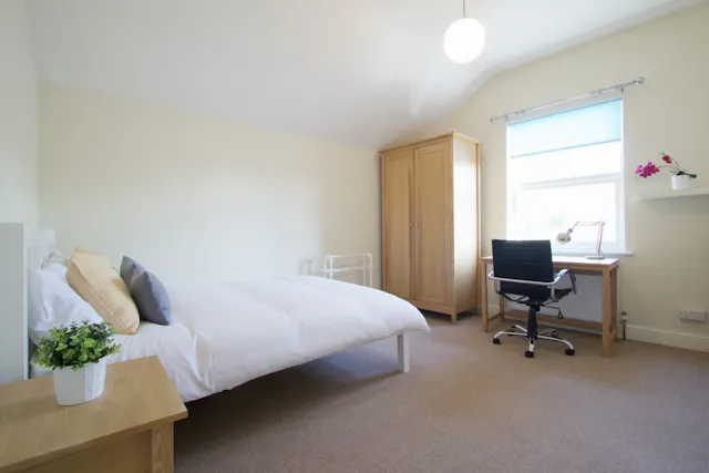 6 Bedroom Apartment room image 4