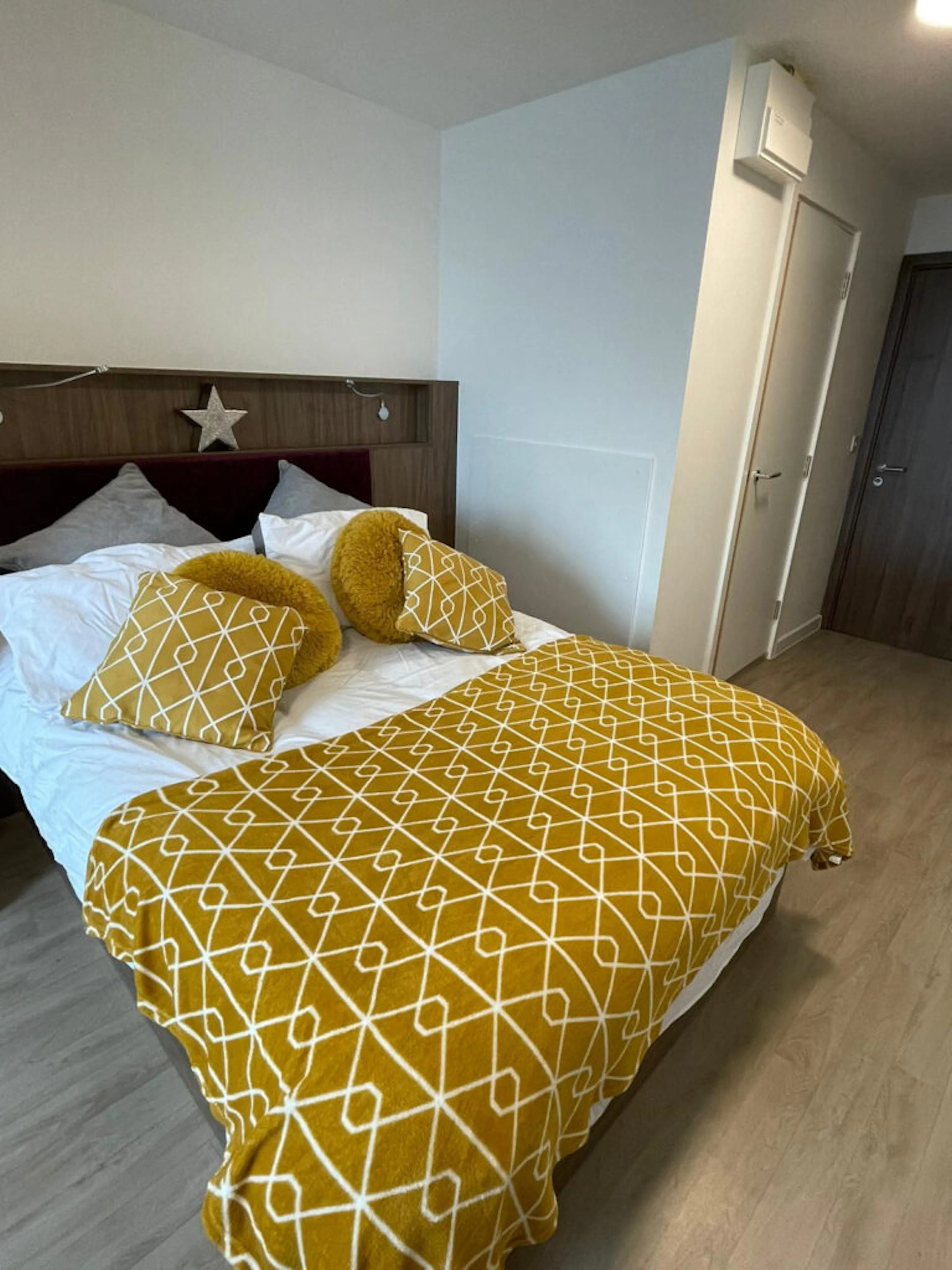 Premier En-Suite ROOM 1