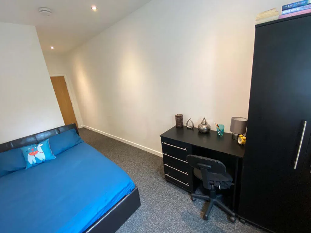 Deluxe En-Suite ROOM 1