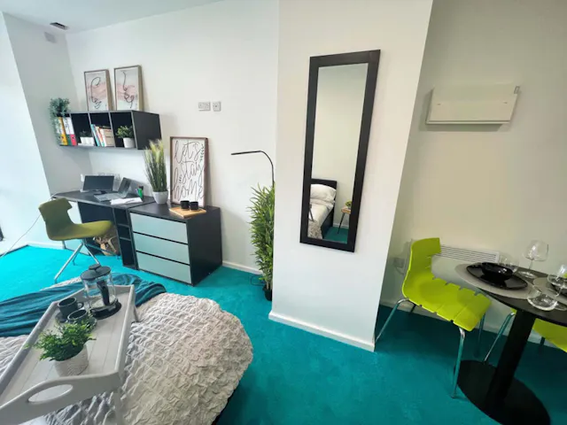 Deluxe Studio room image 1