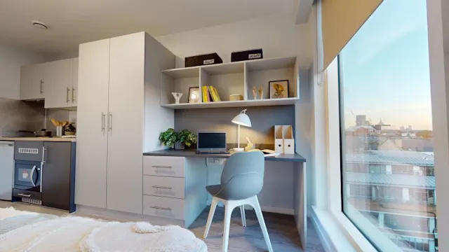 Bronze Studio Premium room image 2