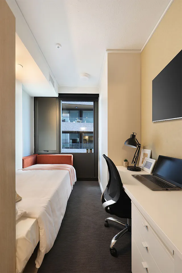 Single Bedroom – 2 Share Apt room image 1