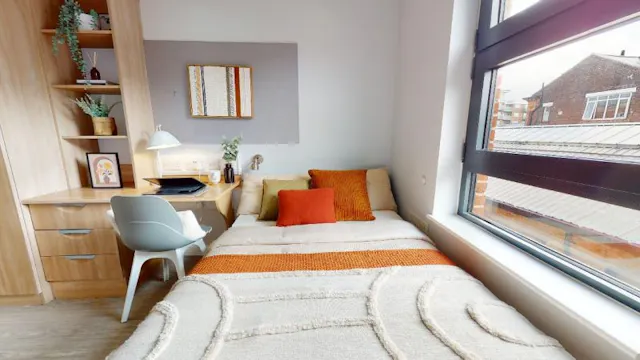 Bronze En Suite Plus room image 2