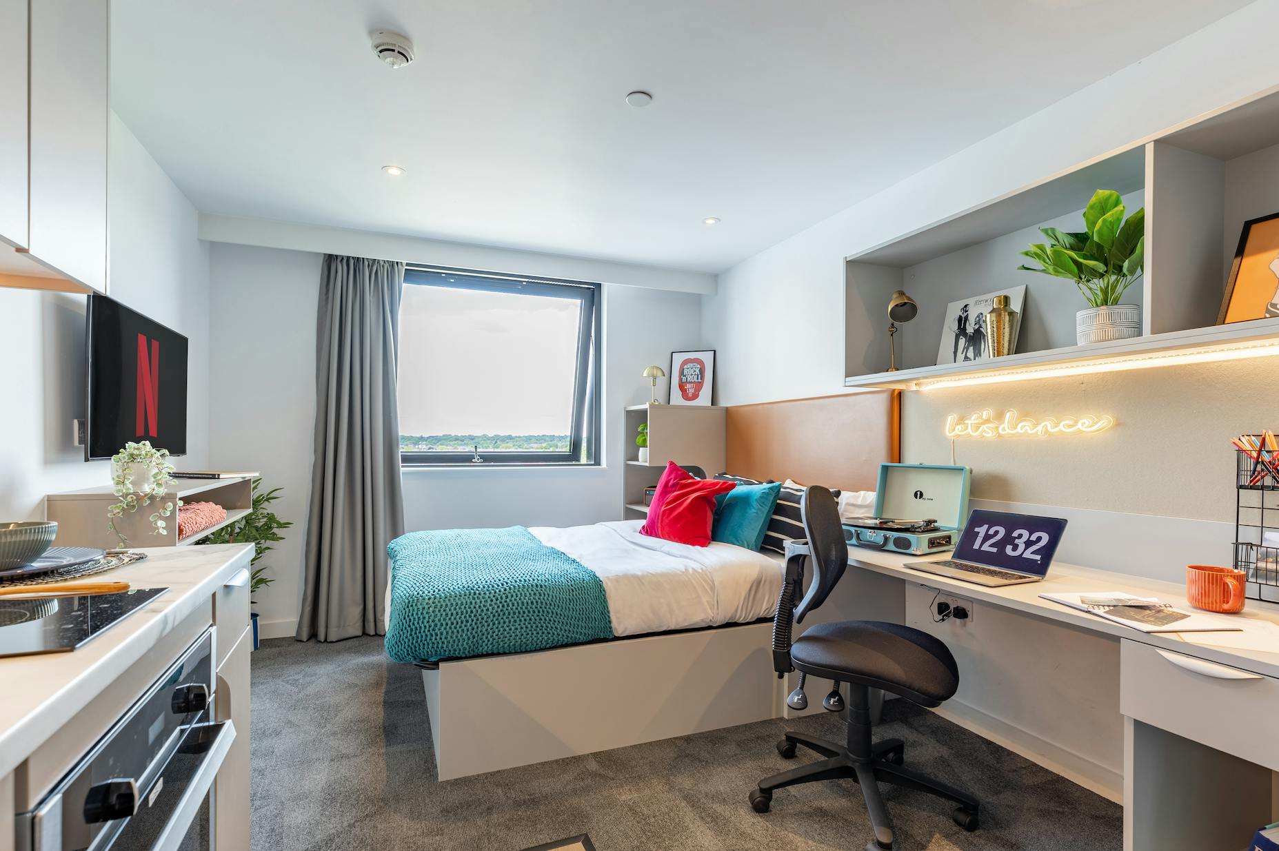 true Sky Studio Plus