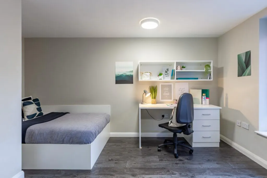 Premier Studio - High Floor