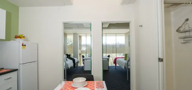 2 Bedroom Studio Apartment room image 1