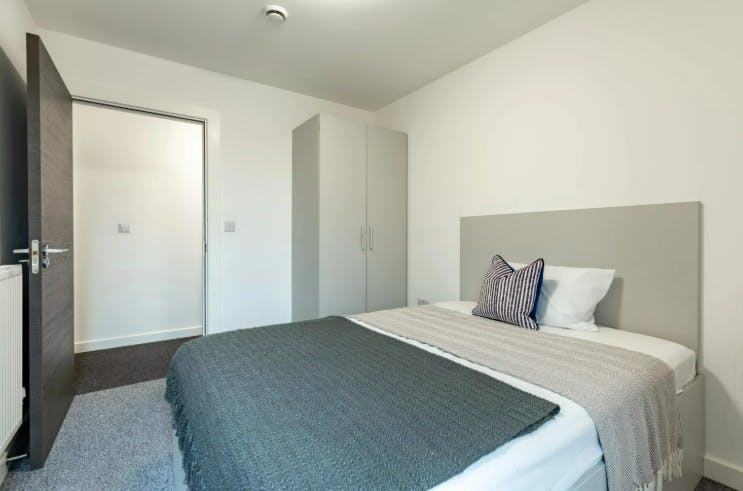 2 Bed Apartment (Ensuite Room)