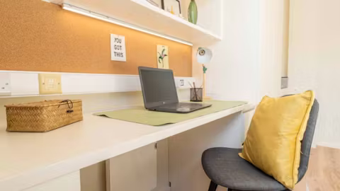 iq-arcade-london-ROOM