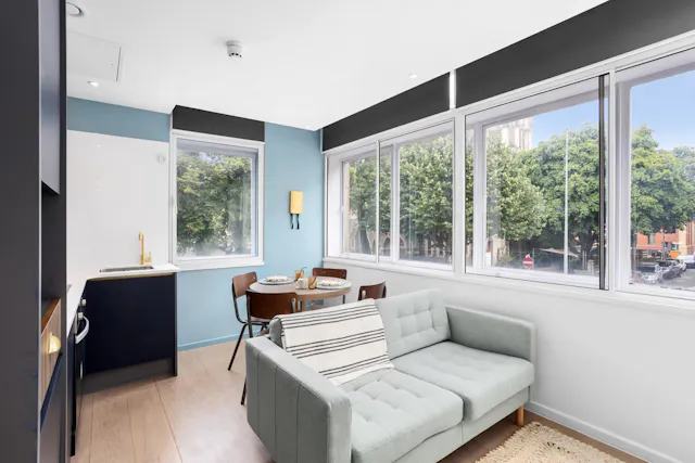 Premium 2 Bed Apartment room image 5