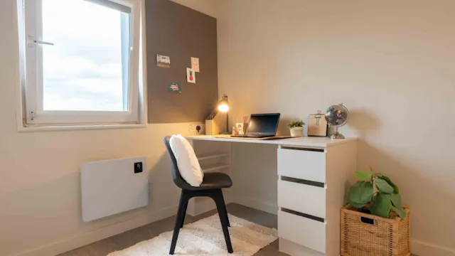 Penthouse One Bed Plus room image 2
