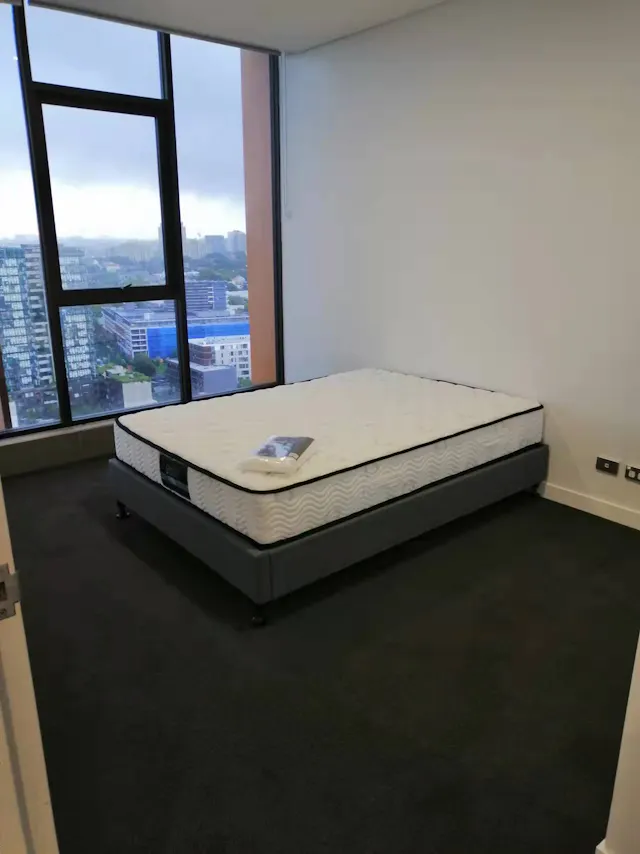 1 Bedroom, 1 Bathroom Apartment room image 1