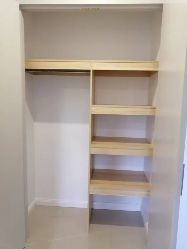 2 Bedroom, 2 Bathroom Apartment room image 2