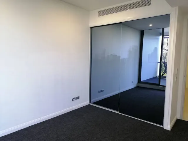 2 Bedroom, 2 Bathroom Apartment room image 3