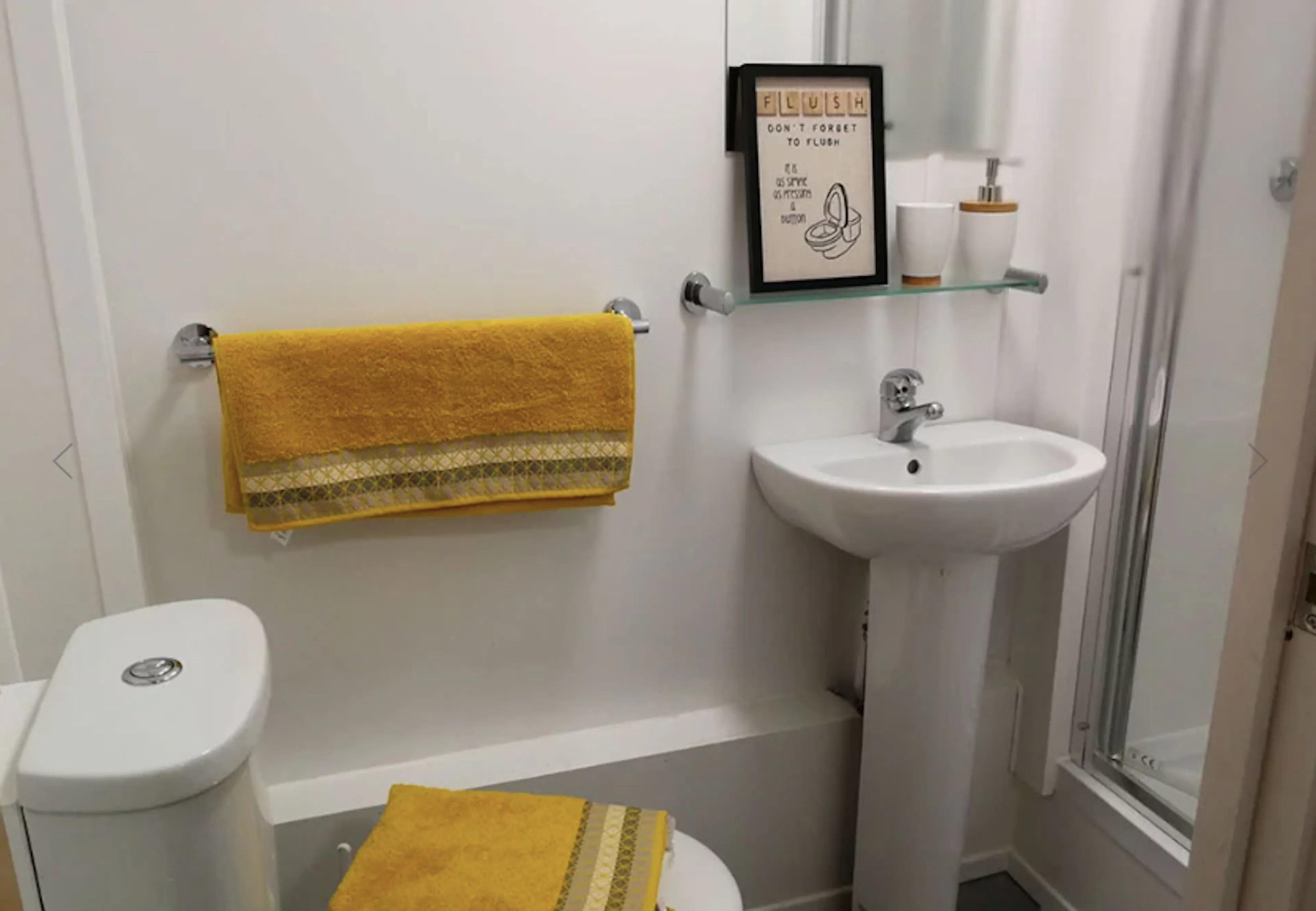 BATHROOM BATHROOM 2