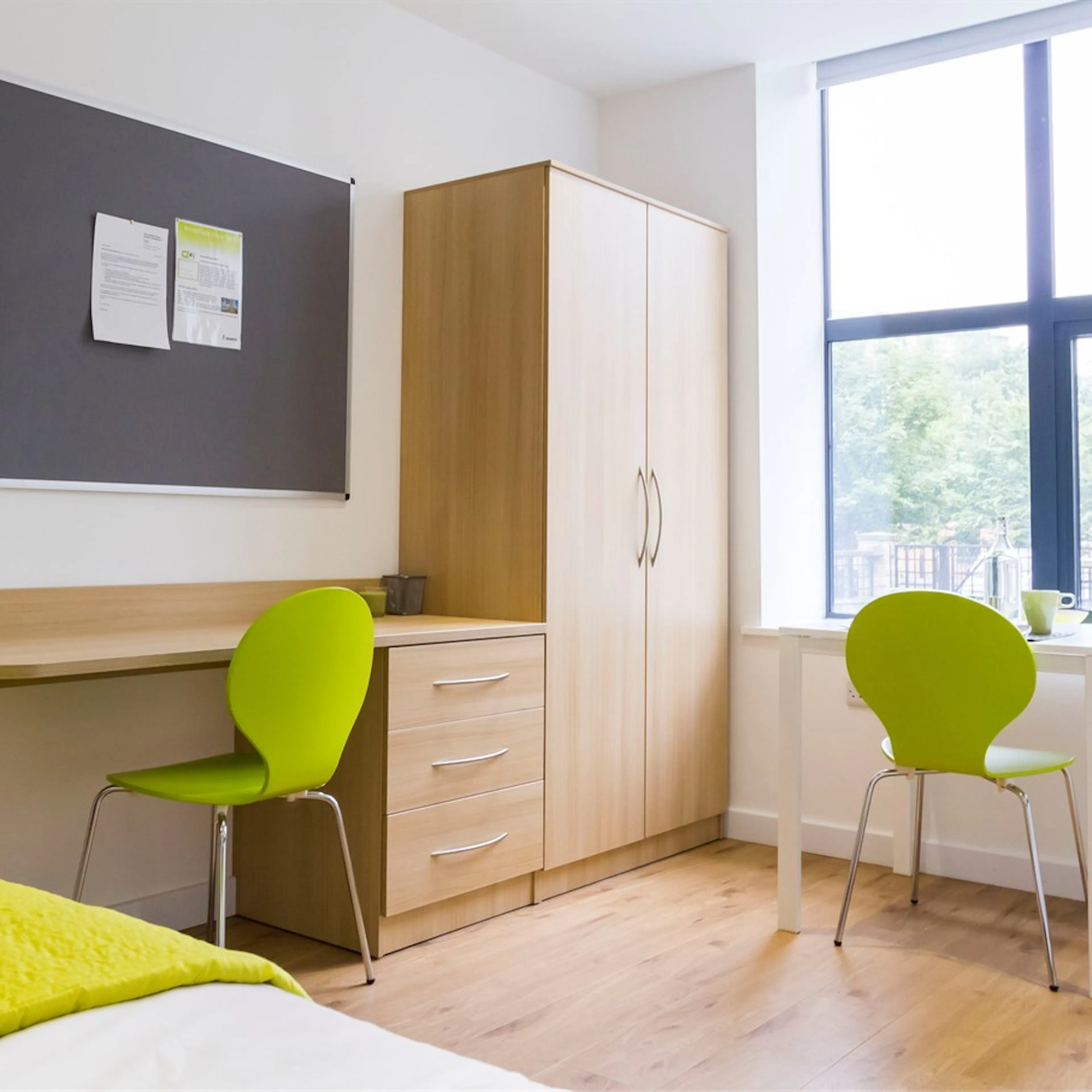 Superior ROOM 2