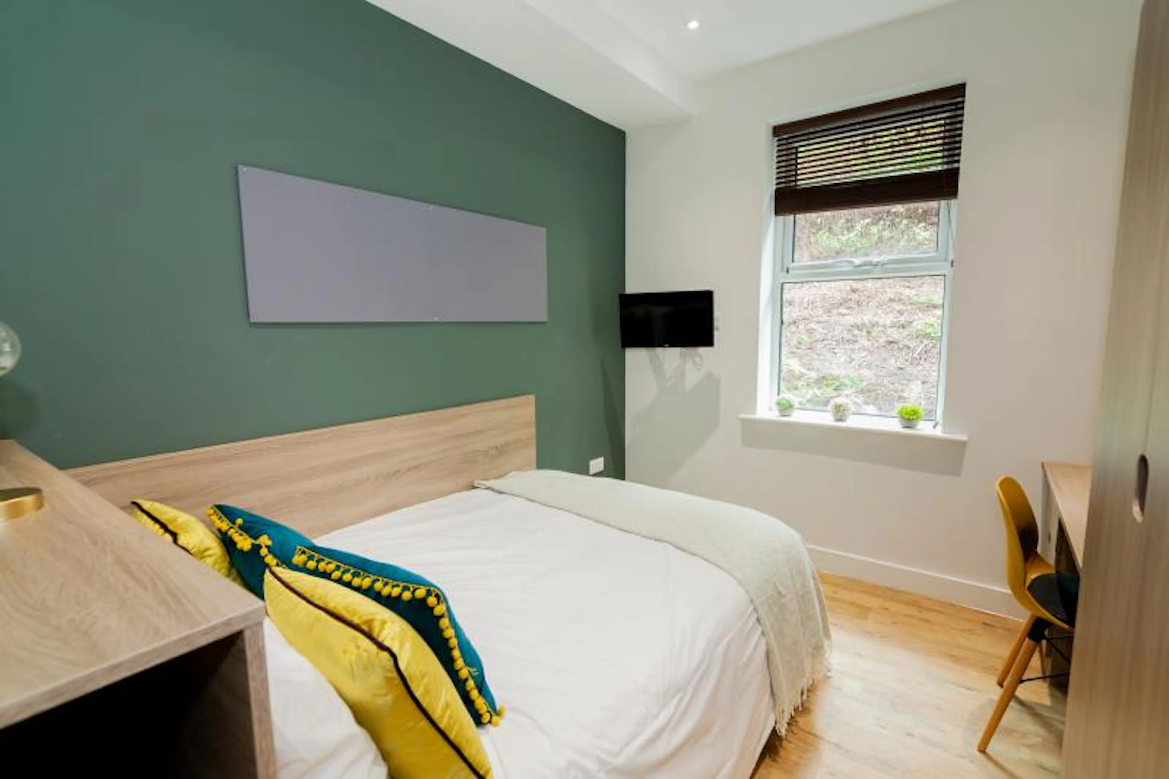 ROOM ROOM 3