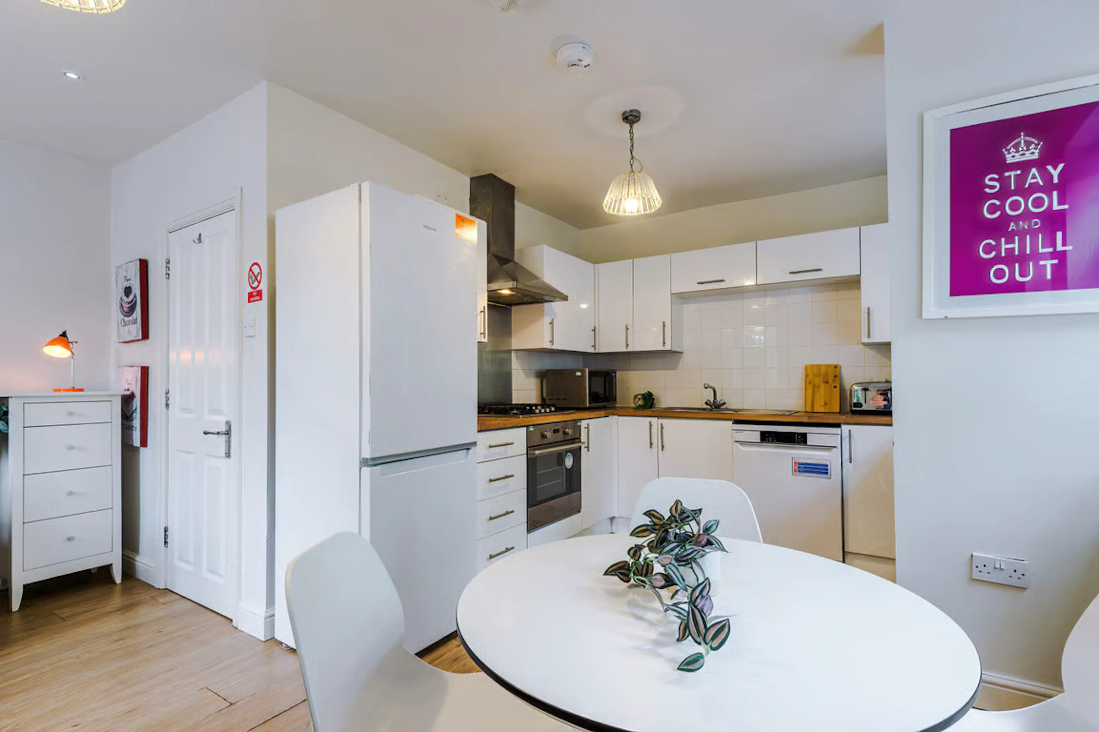 4 Bed Apartment KITCHEN 4