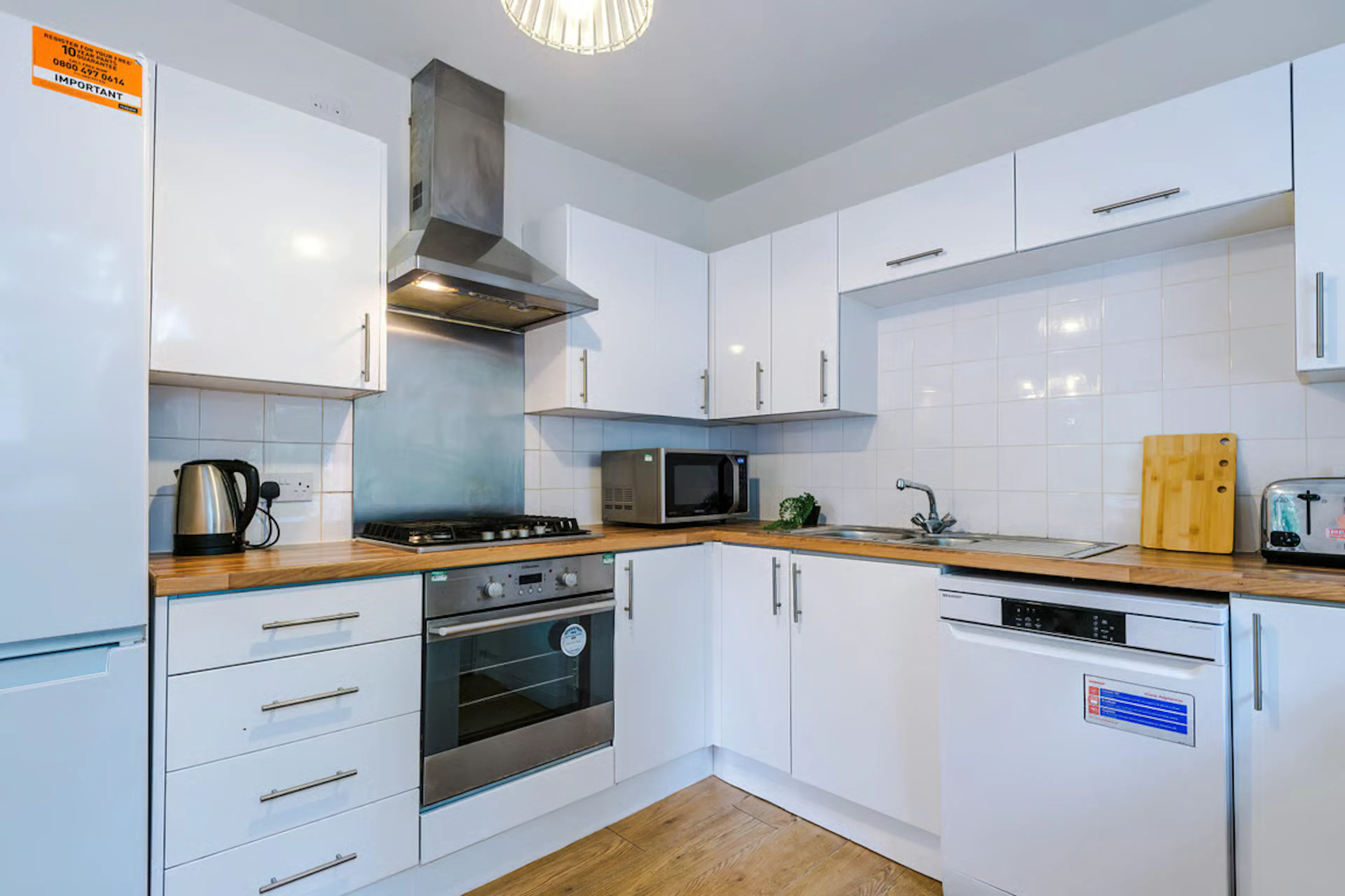 4 Bed Apartment KITCHEN 3