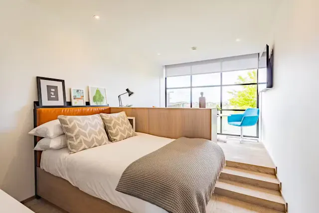 3 Bed Supreme Apartment room image 1