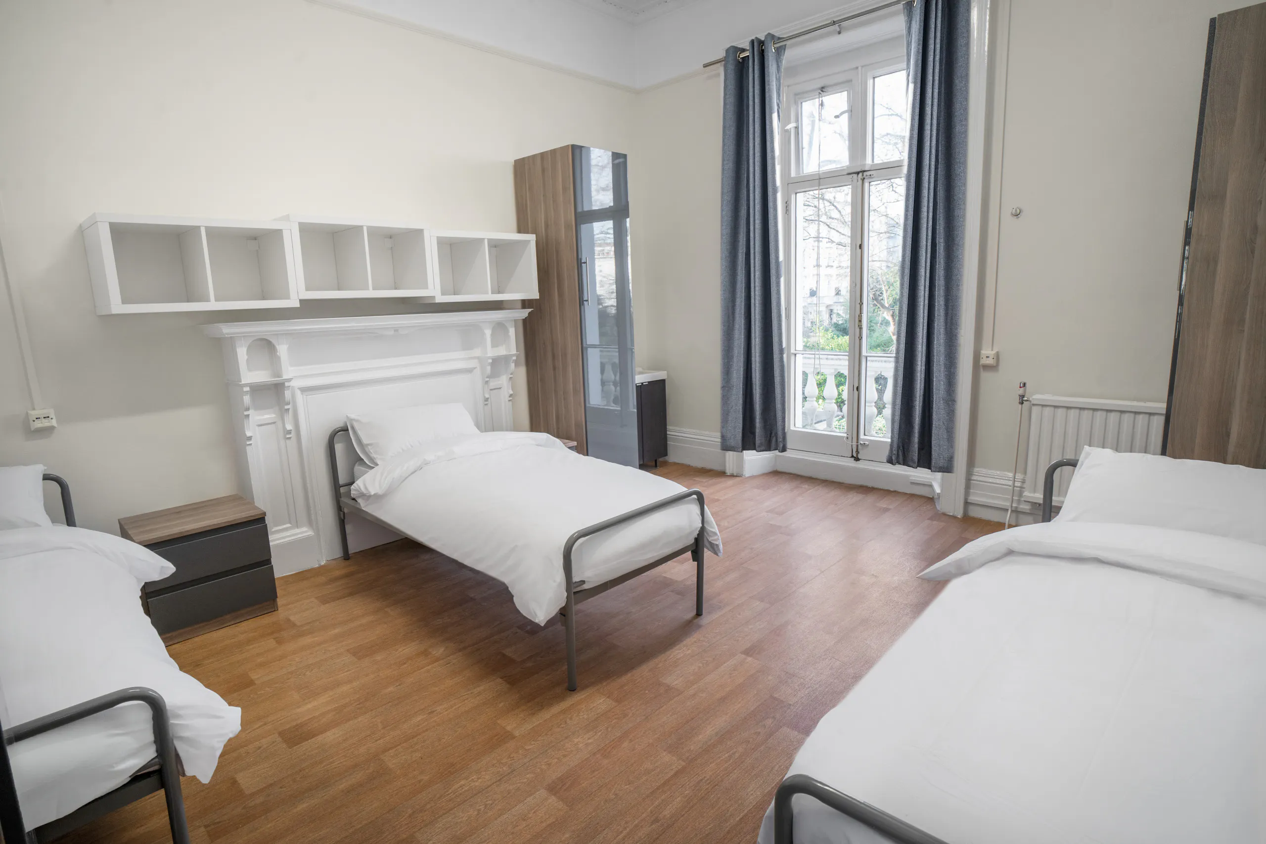 leinster-house-london-3 Bed Dormitory
