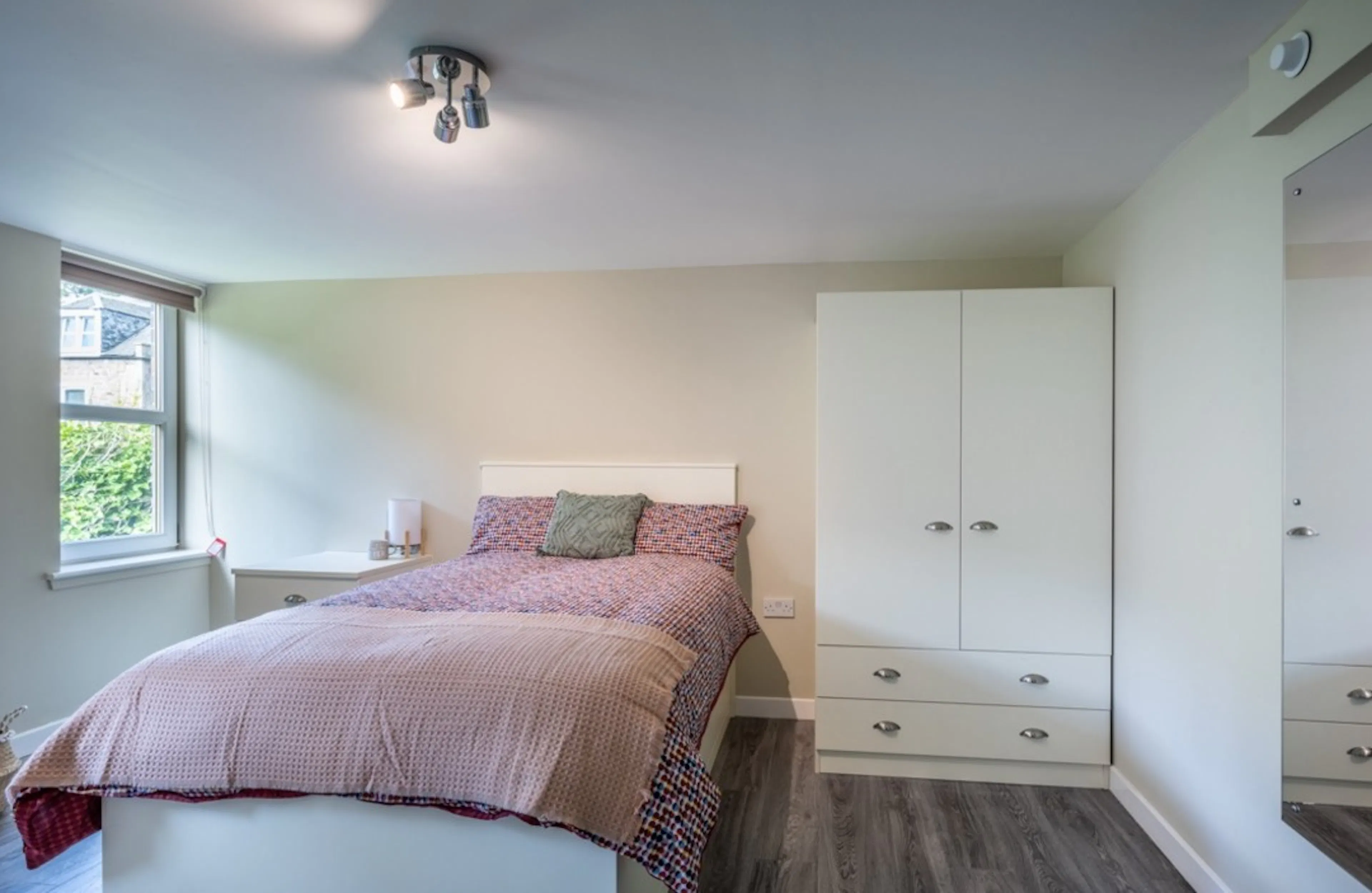 3 Bed Premium Plus ROOM 2