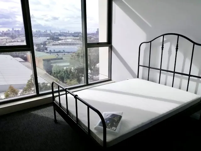 3 Bedroom, 2 Bathroom Apartment room image 1