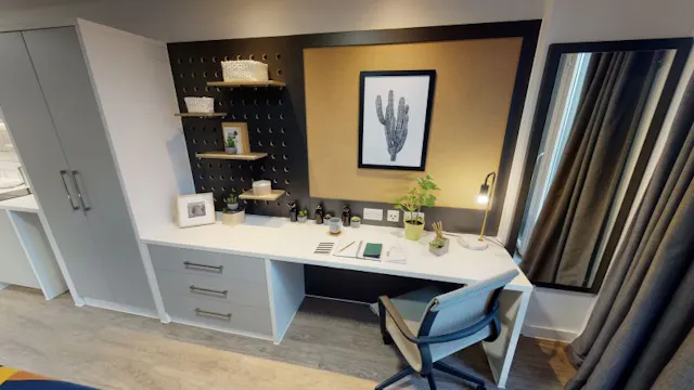 Gold Studio room image 3