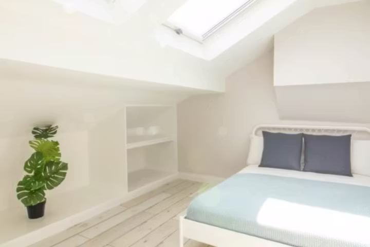 3-dell-street-liverpool-6 Bedroom Apartment-1