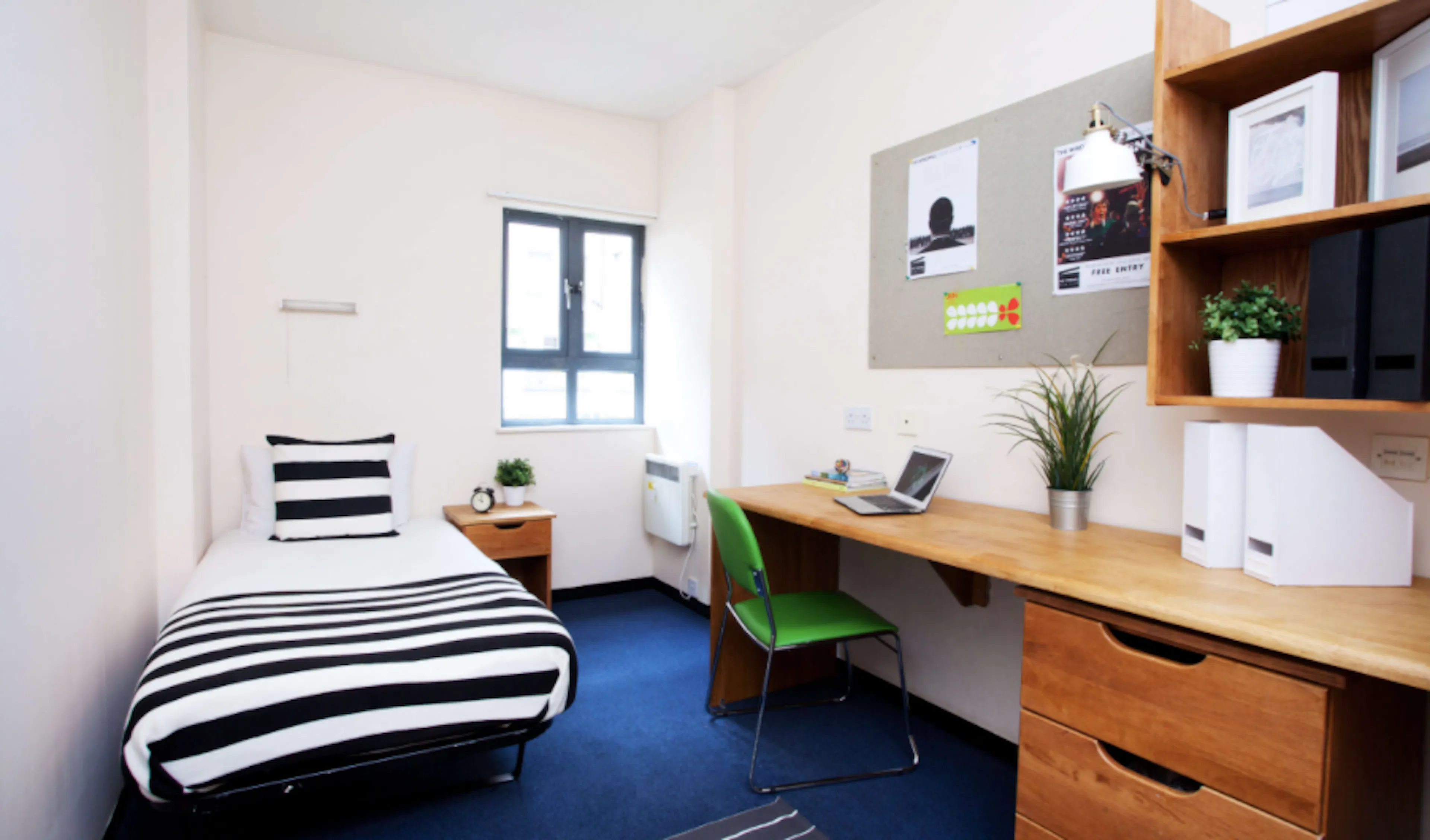 Classic Non En-Suite ROOM 2