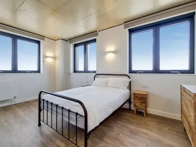 2 Bedroom Apartment room image 2