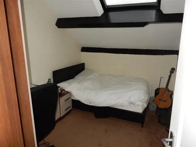 3 Bedroom Apartment room image 2