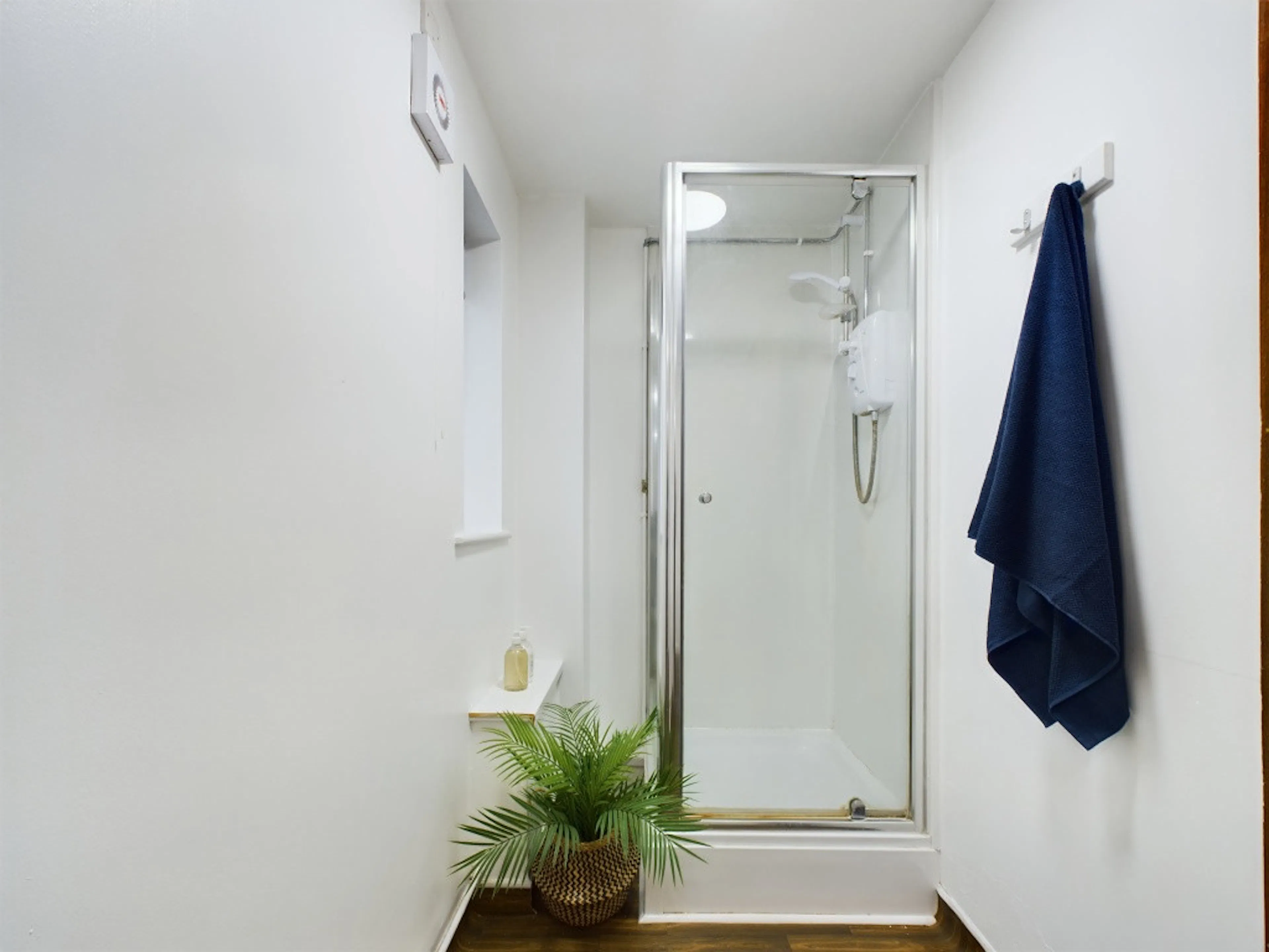 3 Bedroom House BATHROOM 1