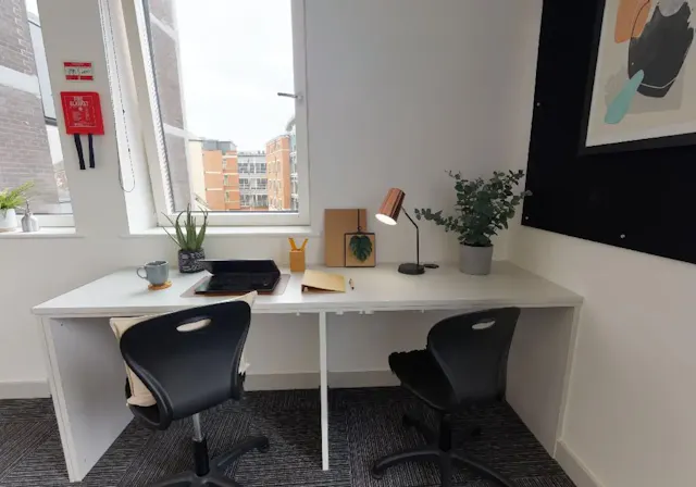 Gold Studio Plus room image 3
