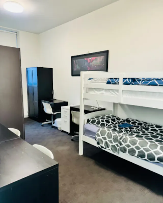 3 Beds Dorm Ensuite Female/Male room image 1