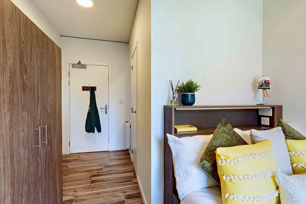 4 Bed Apartment