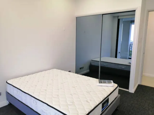 3 Bedroom, 2 Bathroom Apartment room image 1