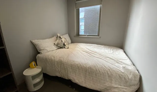 4 Bed Classic En-suite room image 1