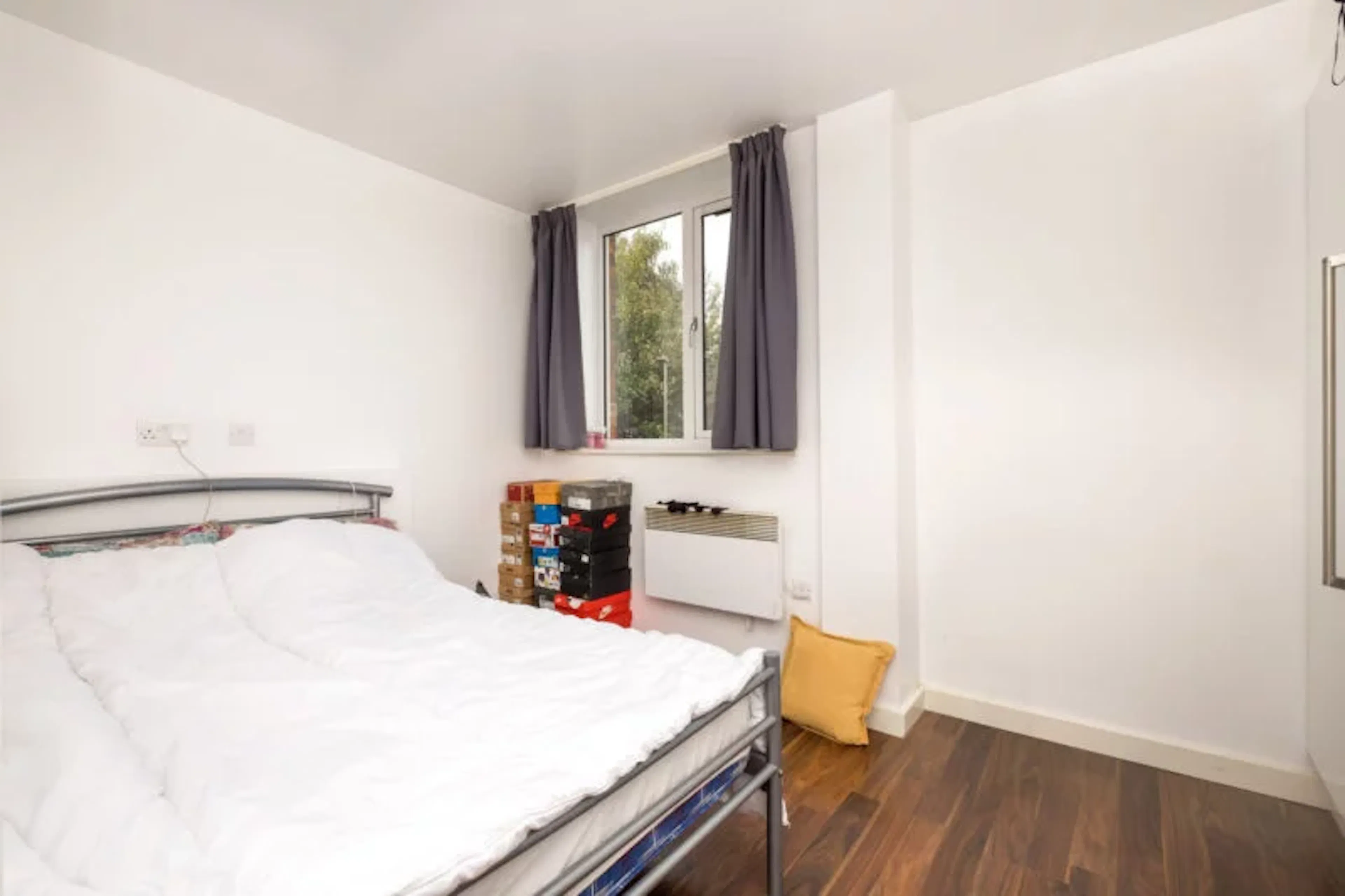 4-Bed En-Suite Cluster ROOM 3