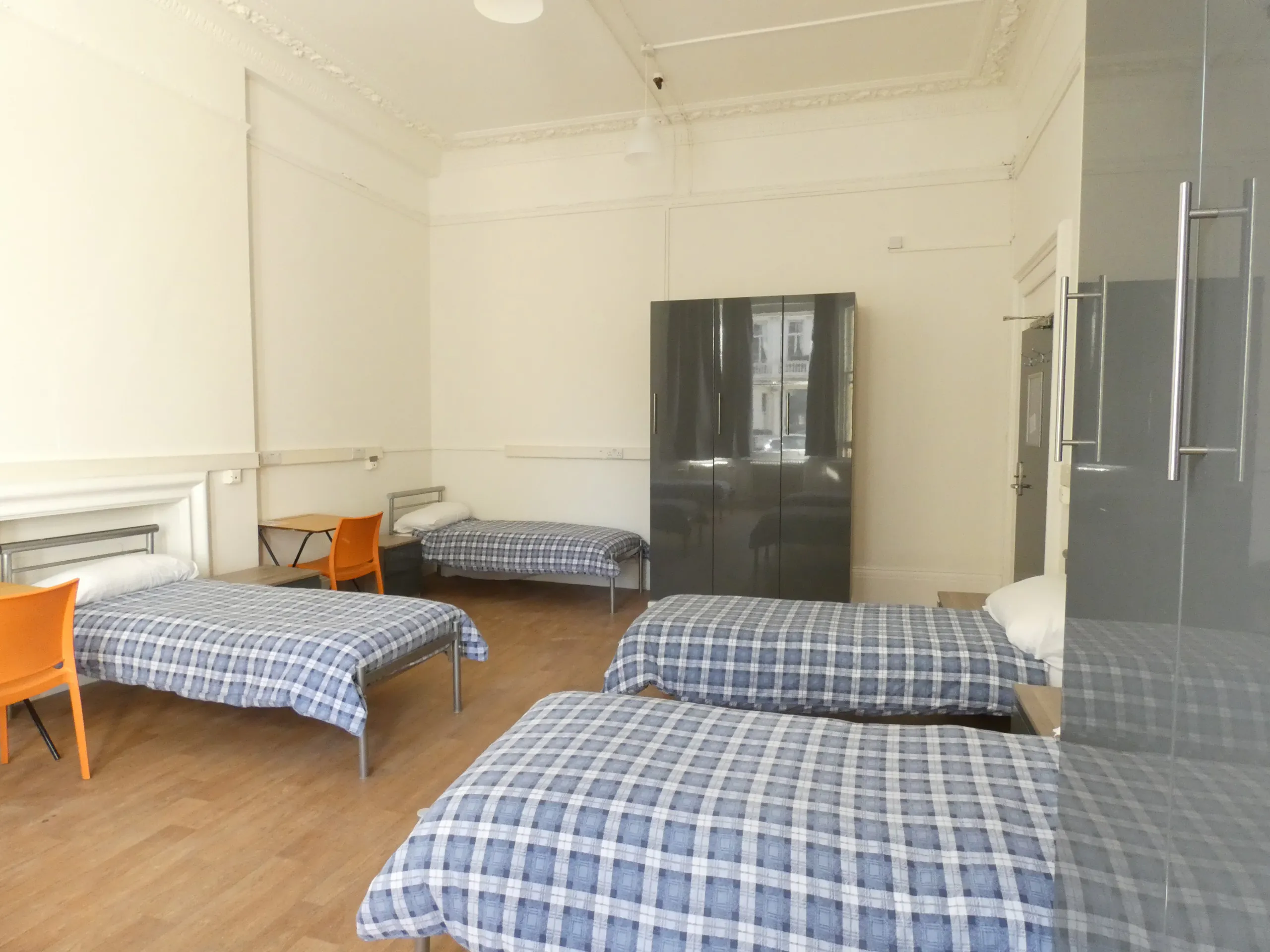 belvedere-house-london-4 Bed Dormitory