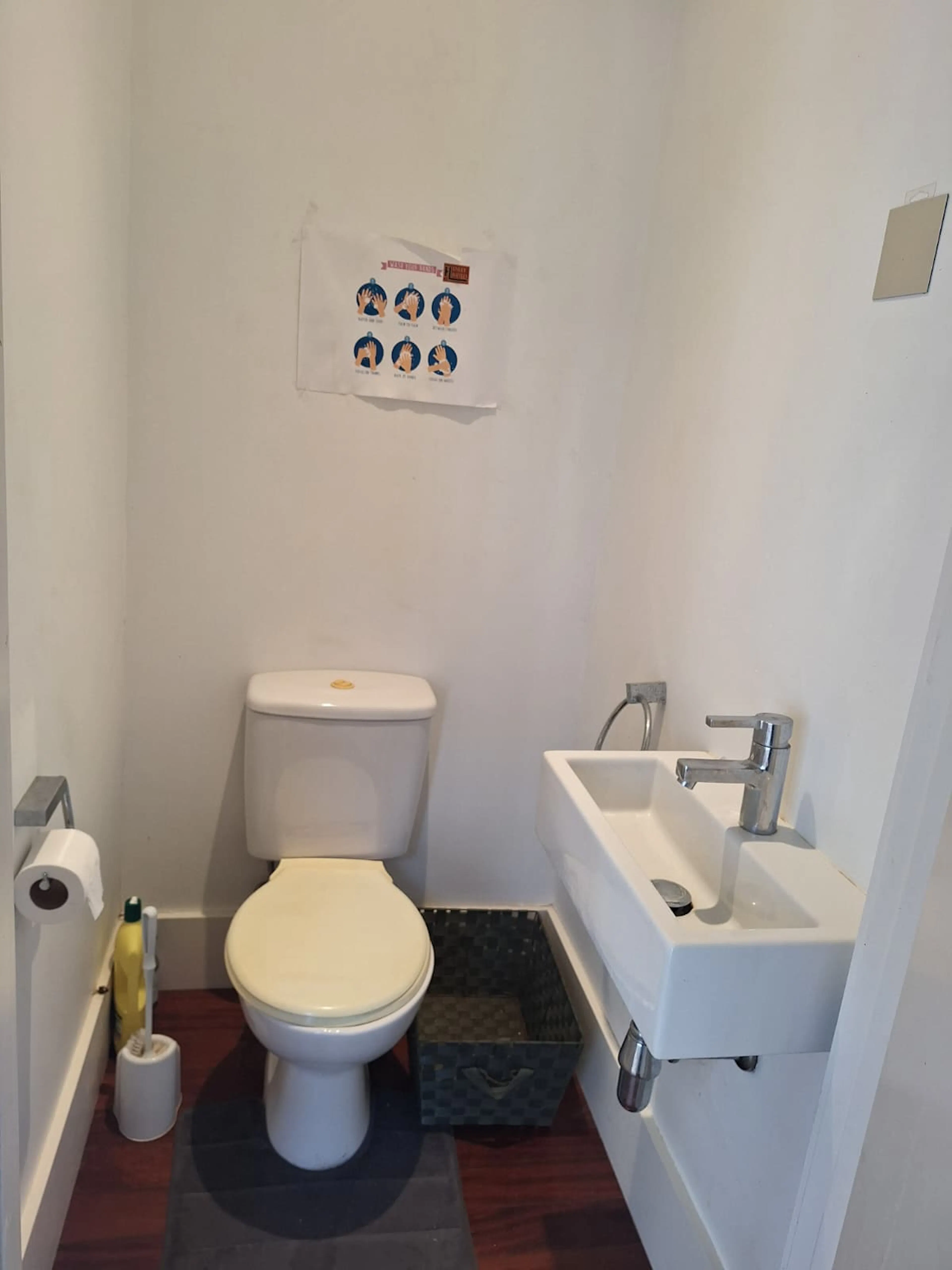 BATHROOM BATHROOM 3