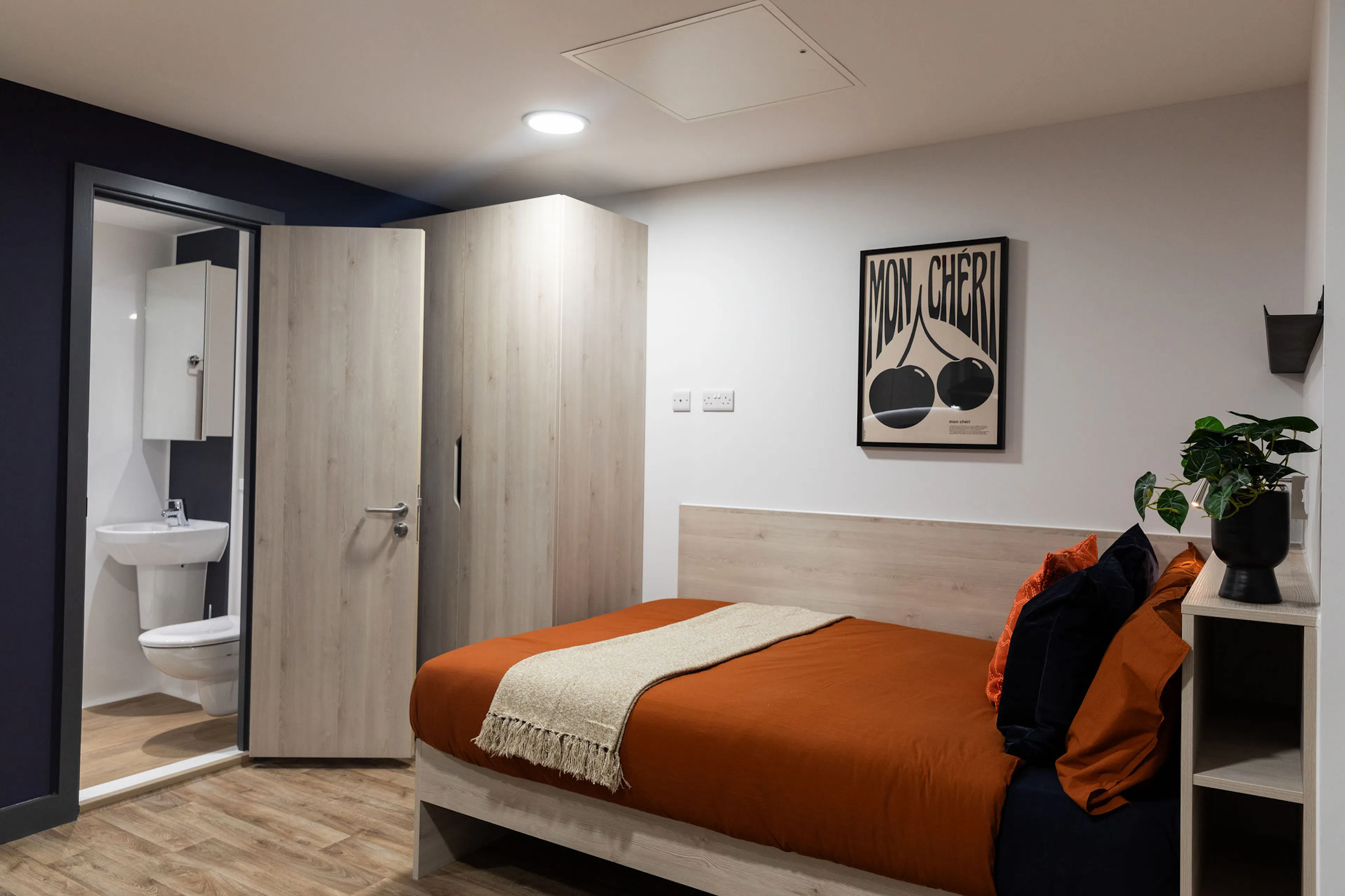 Premium Studio ROOM 4