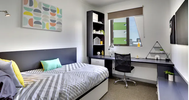 4 Bed Apartment room image 1