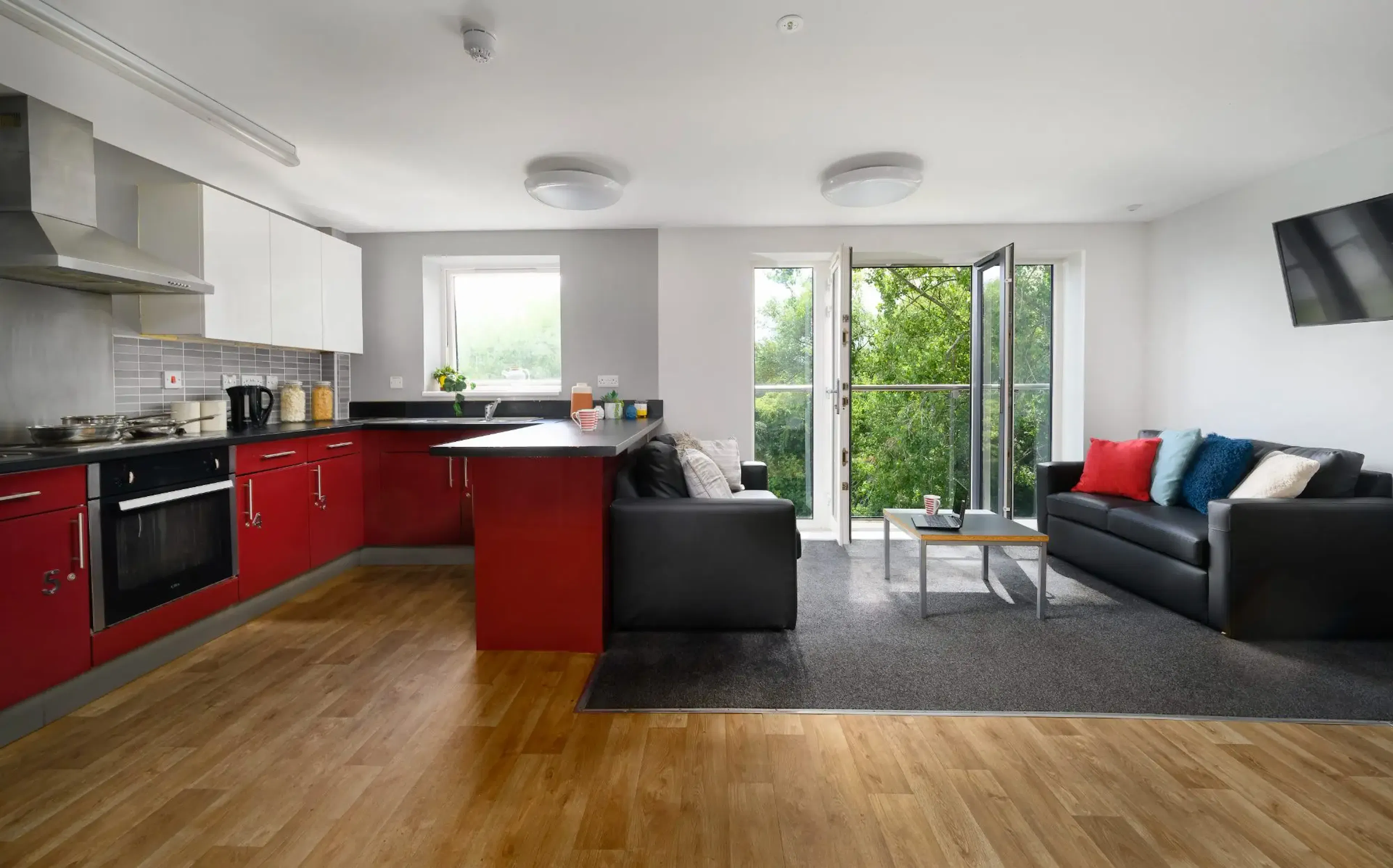 4 Bed Classic Ensuite KITCHEN 4