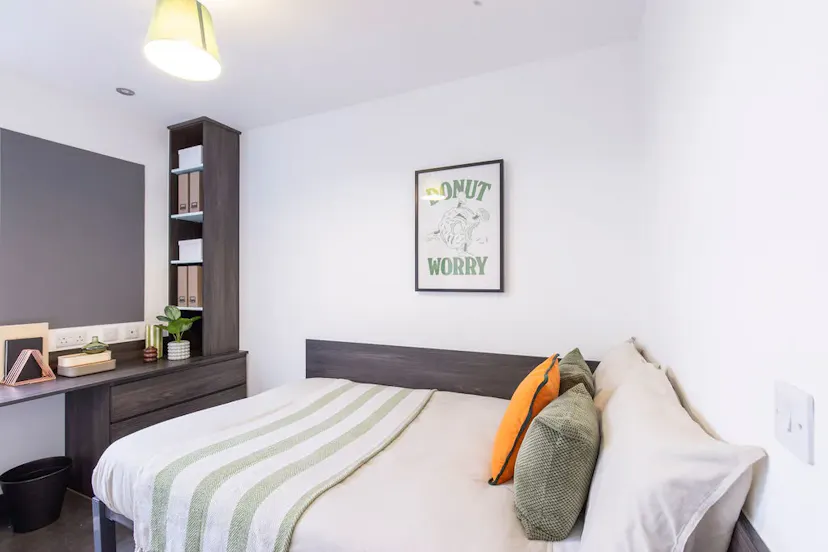 Property video thumbnail 3